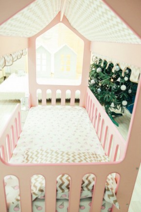 Кроватка-домик без ящика 800*1600 (Розовый) в Среднеуральске - sredneuralsk.mebel-e96.ru