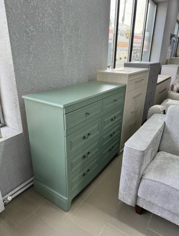 Комод 8 ящиков Лорето, зеленый самшит (БМ) в Среднеуральске - sredneuralsk.mebel-e96.ru