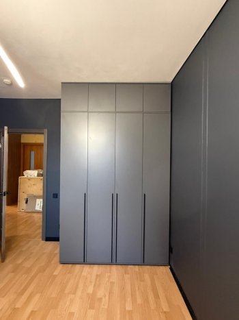 Шкаф 1600 мм 4-х створчатый Норд с антресолью графит (Миф) в Среднеуральске - sredneuralsk.mebel-e96.ru