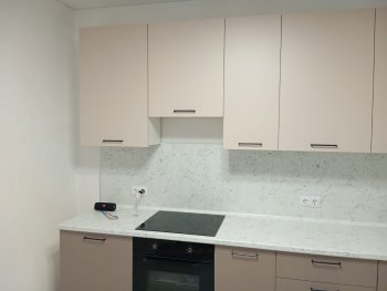 Кухонный гарнитур высокий Латте 3000 мм, Стол. 38 мм в Среднеуральске - sredneuralsk.mebel-e96.ru